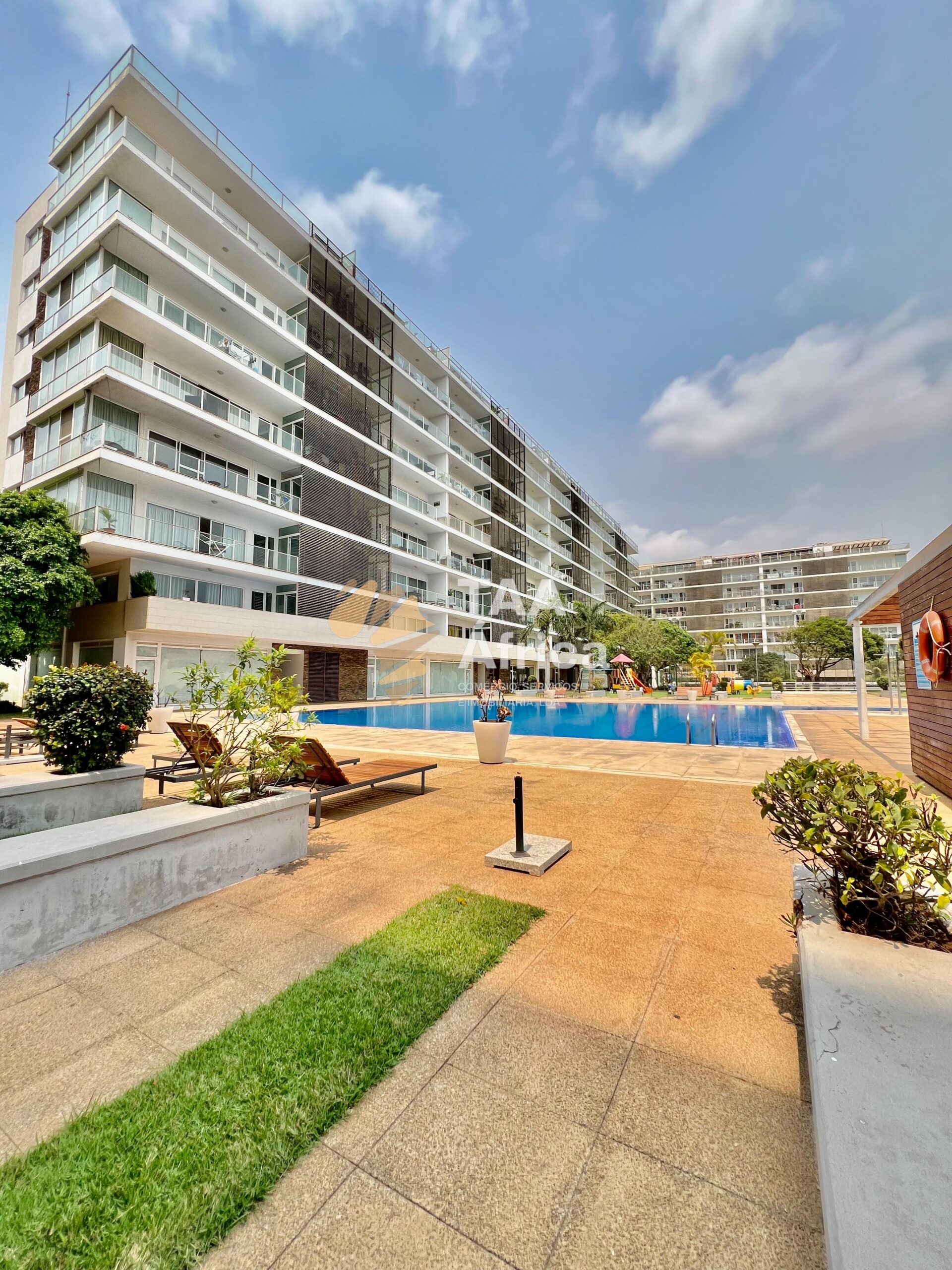 PENTHOUSE T4 DUPLEX NO CONDOMÍNIO TERRAÇOS DO ATLÂNTICO – TALATONA