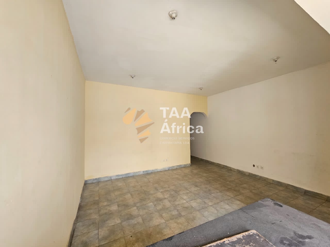 VIVENDA V3 TÉRREA NA VILA ALICE