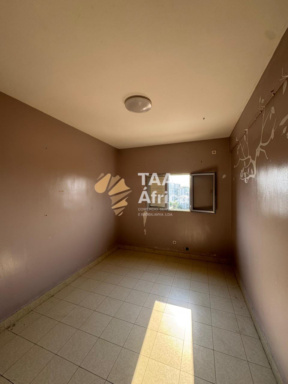APARTAMENTO T3+1 NA CENTRALIDADE DO KILAMBA