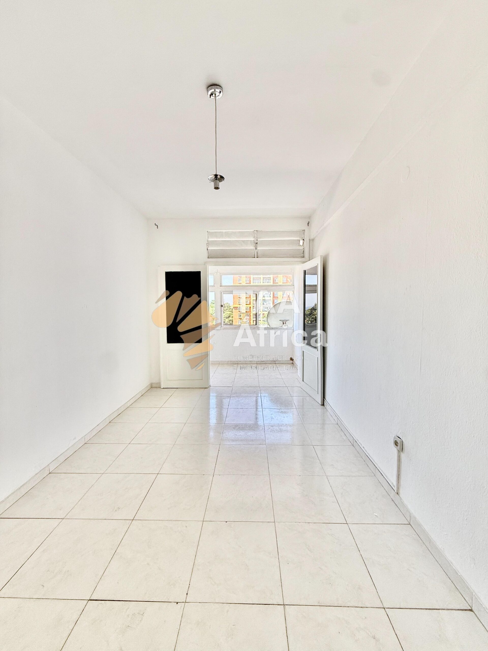 APARTAMENTO T2 NO CRUZEIRO