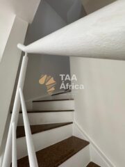 APARTAMENTO T2 DUPLEX NO CONDOMÍNIO BELAS BUSSINES PARK