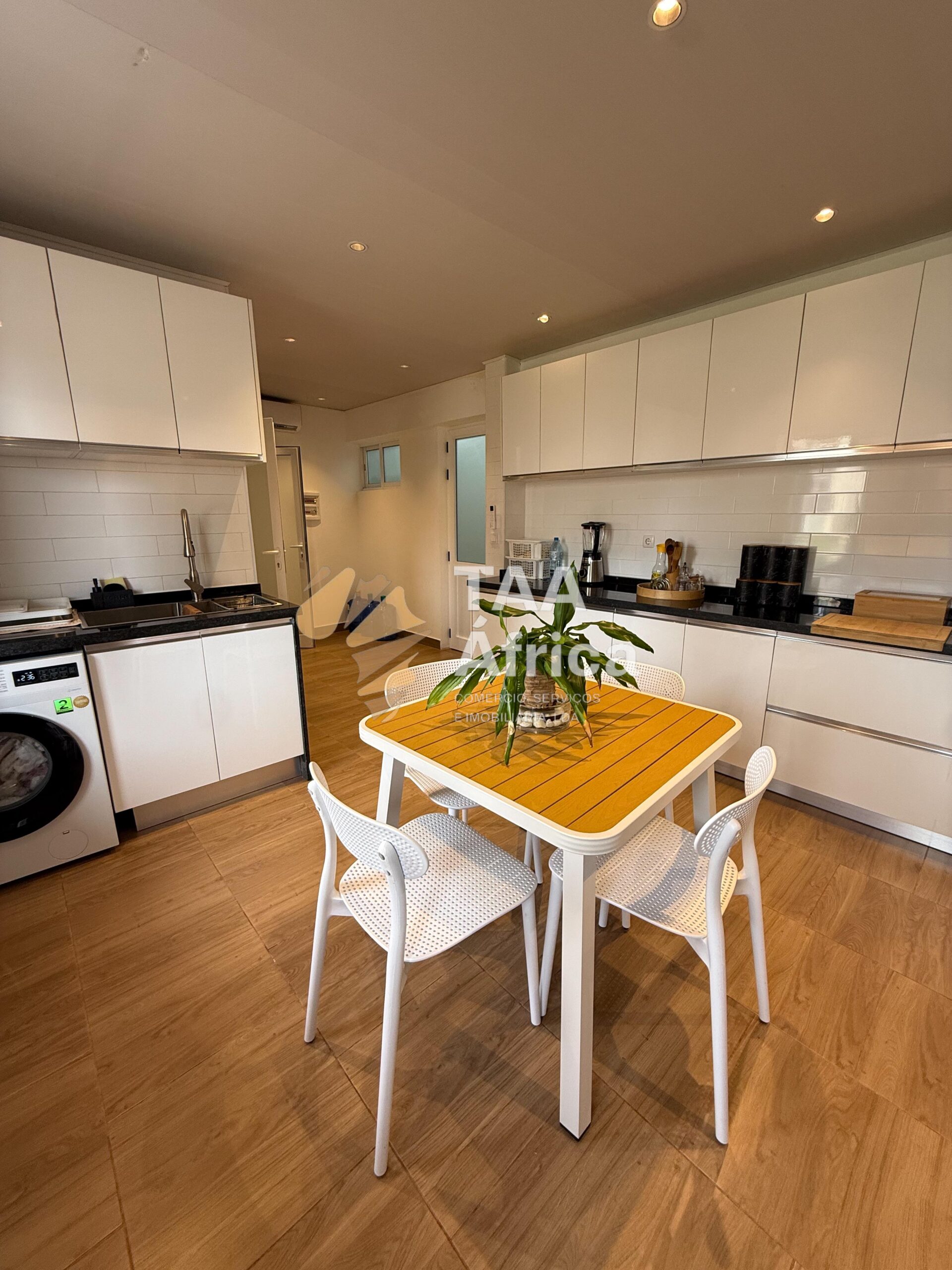 APARTAMENTO T2 NOS COQUEIROS