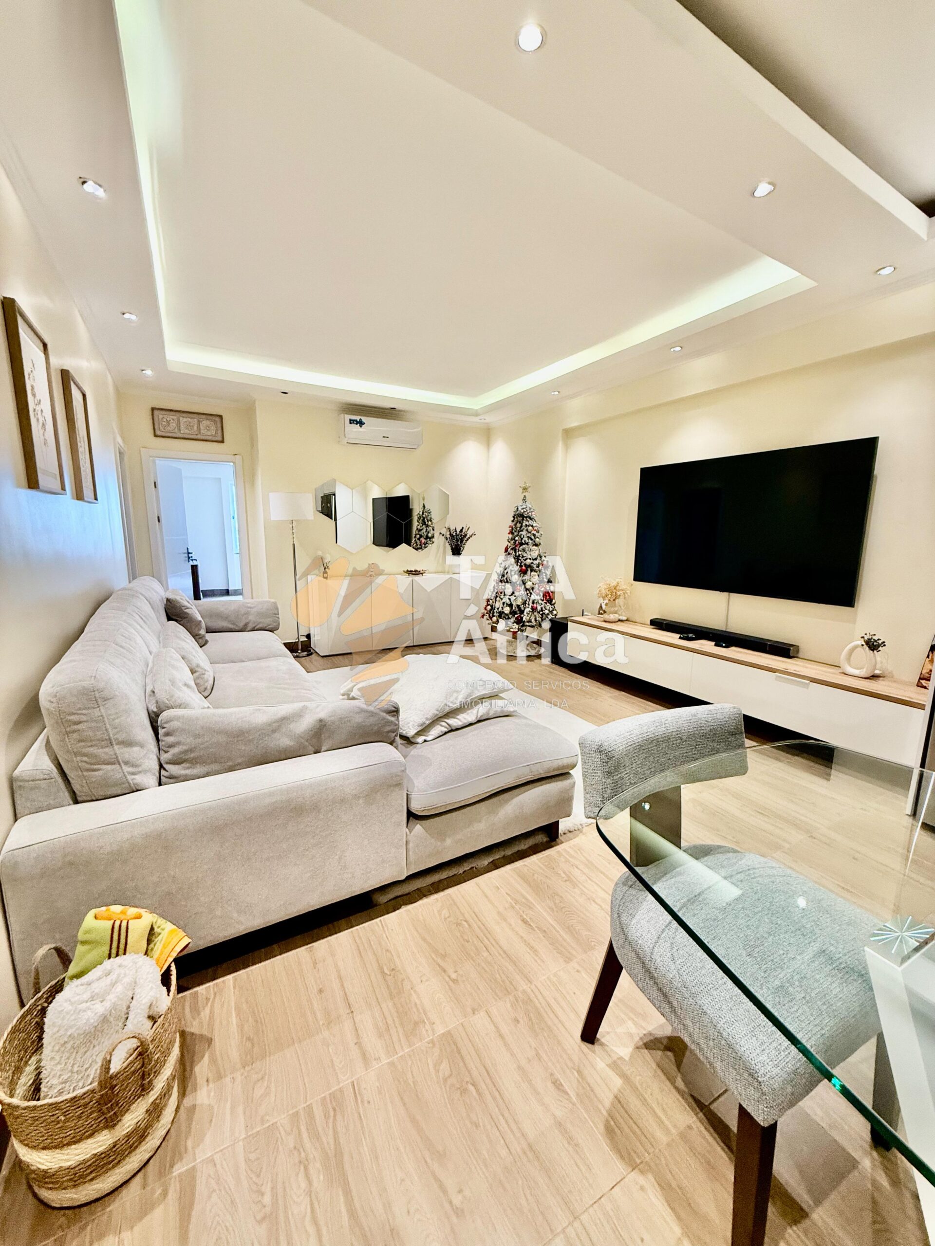 APARTAMENTO T2 NOS COQUEIROS