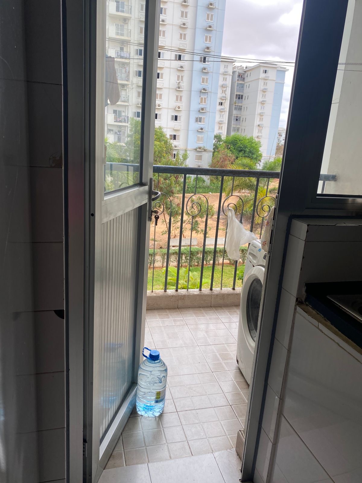 APARTAMENTO T3+1 NA CENTRALIDADE DO KILAMBA