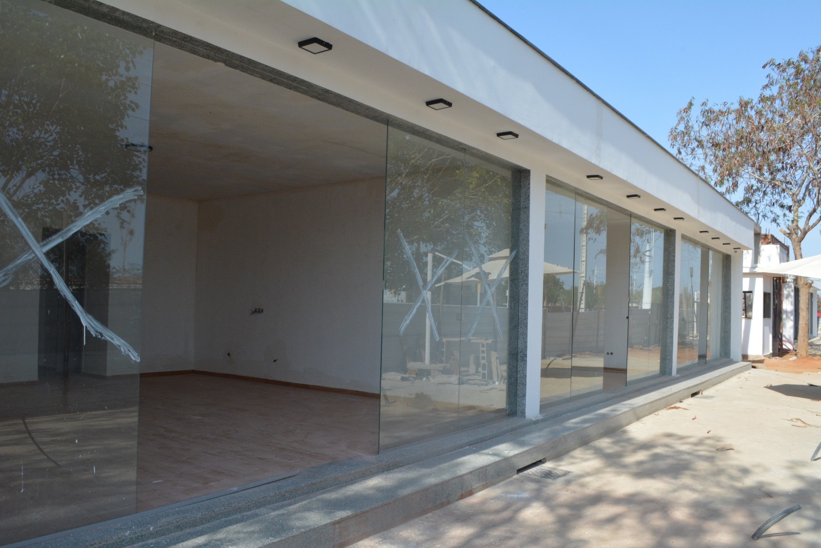 ESPAÇO COMERCIAL NO CONDOMÍNIO TERRAS DO LUAR