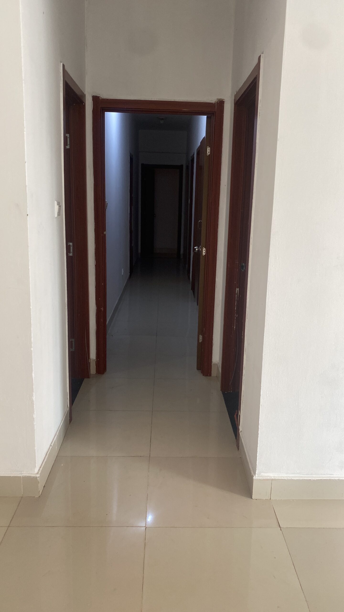 APARTAMENTO T5 NA CENTRALIDADE DO KILAMBA