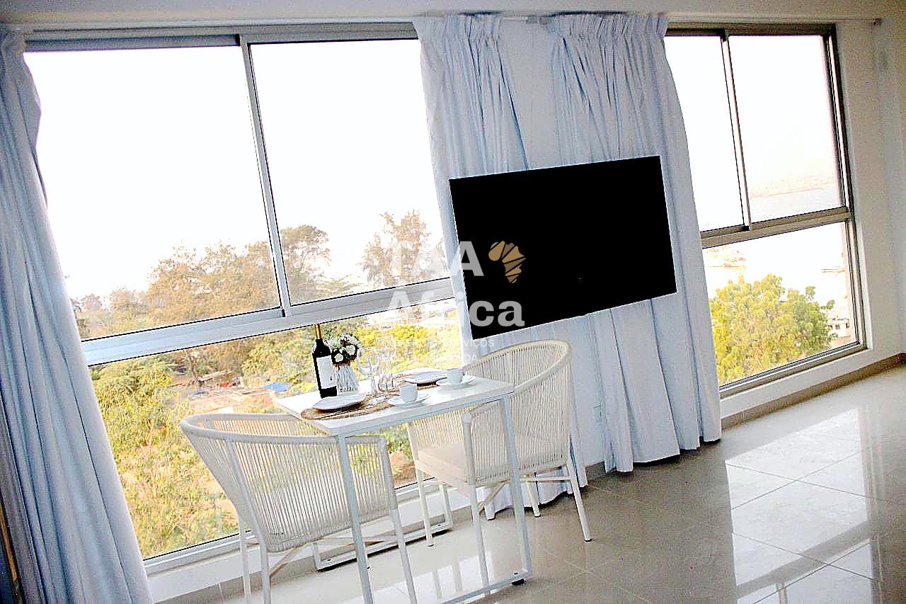 APARTAMENTO T1 NO CONDOMÍNIO ISHA