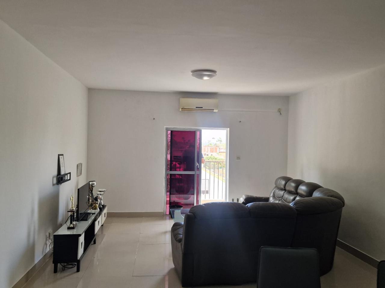 APARTAMENTO T3 NO KILAMBA