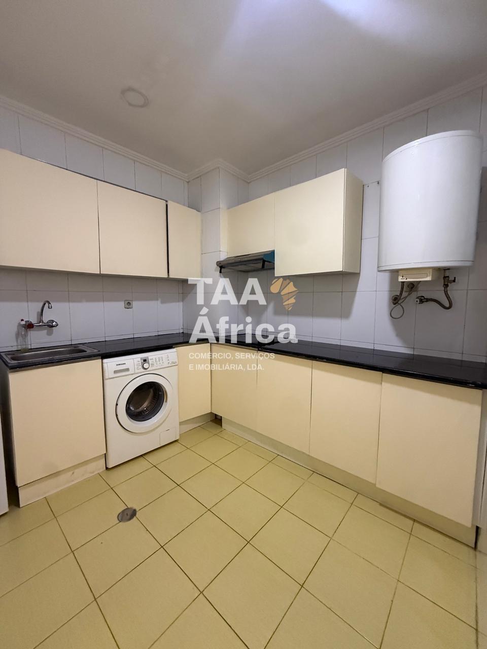 APARTAMENTO T1 NO EDIFÍCIO KALUNGA ATRIUM