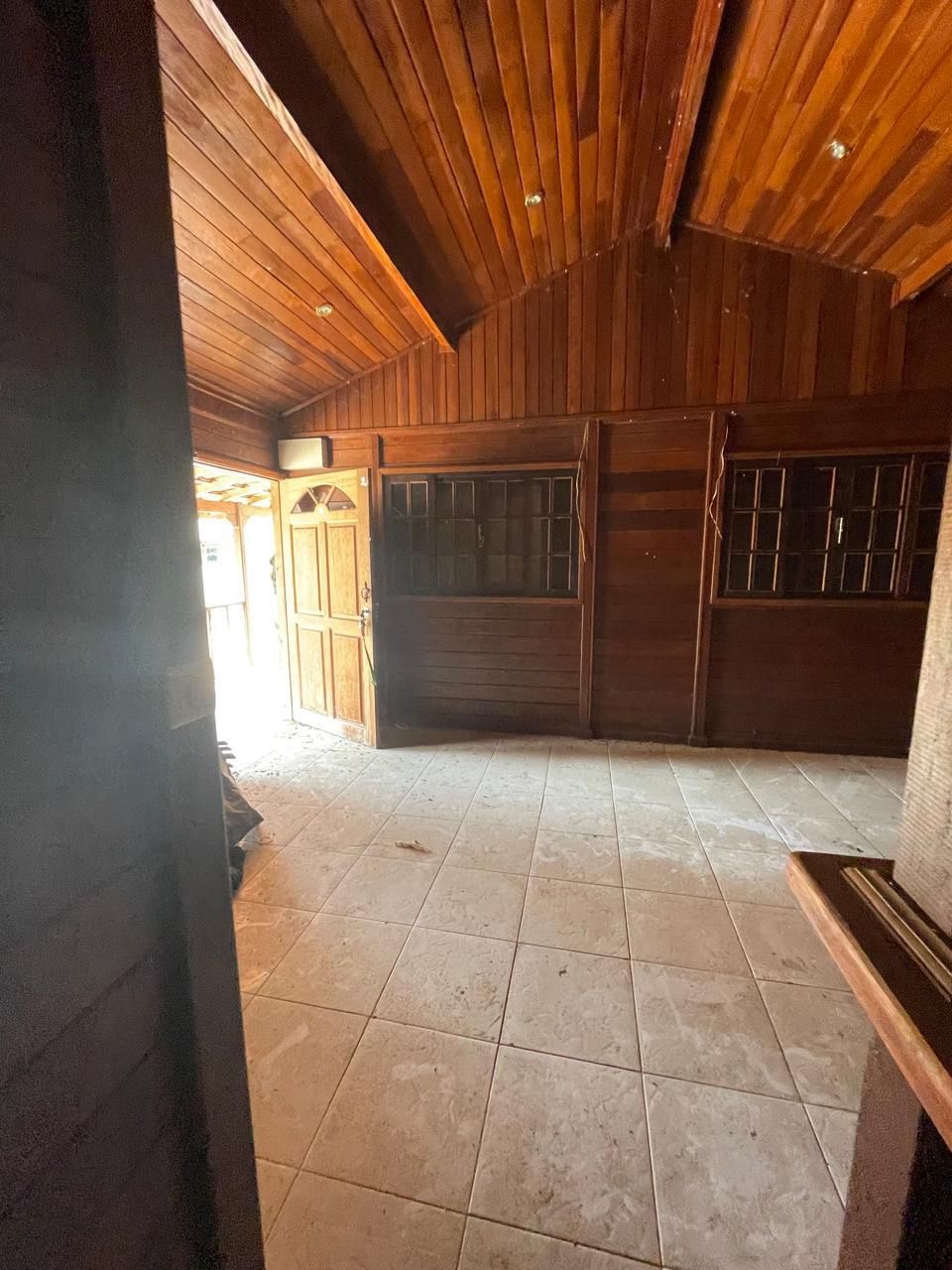 VIVENDA V2 + ANEXO NA ILHA DO MUSSULO
