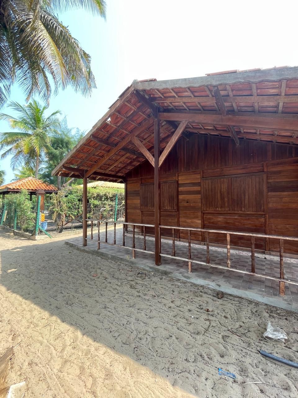 VIVENDA V2 + ANEXO NA ILHA DO MUSSULO