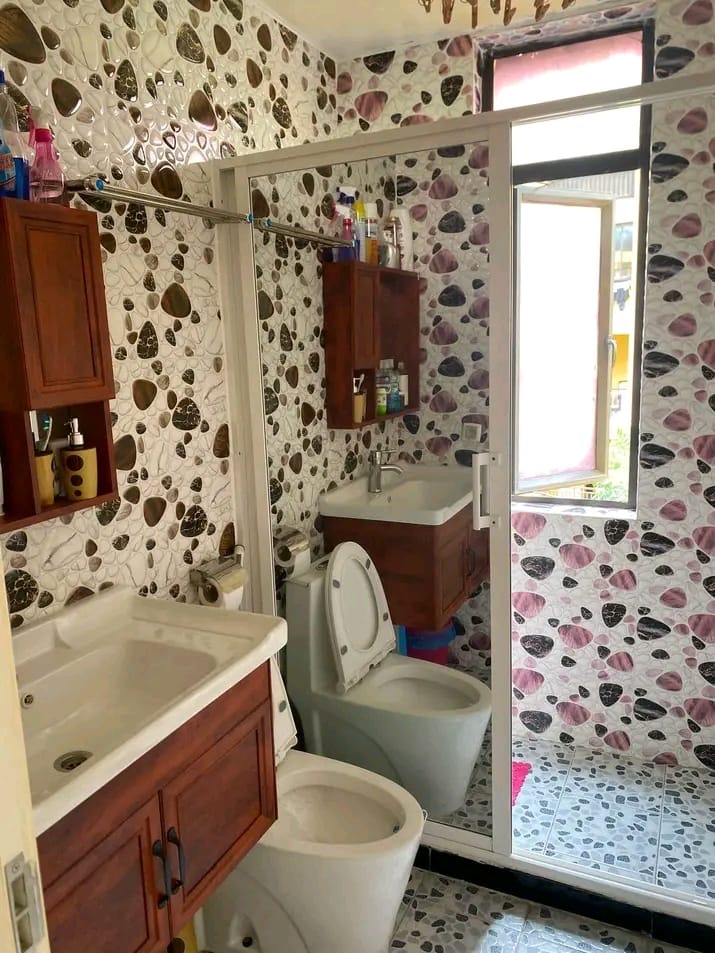 APARTAMENTO T3 NO CONDOMÍNIO JARDIM DE ROSAS