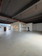 LOJA COM 320 M² NO PATRIOTA