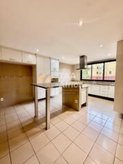 APARTAMENTO T5+1 DUPLEX NO CONDOMÍNIO ARTE YETU