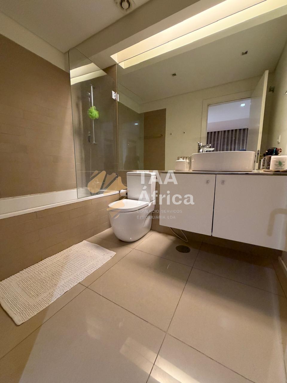APARTAMENTO T3 NO CONDOMÍNIO CORIMBA RESIDENCE