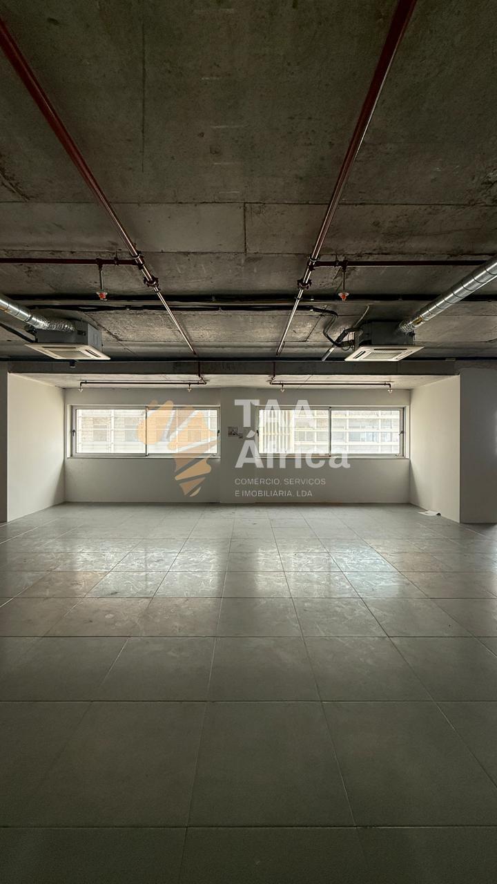 ESCRITÓRIO DE 150M2 NO EDIFÍCIO DA ESCOM