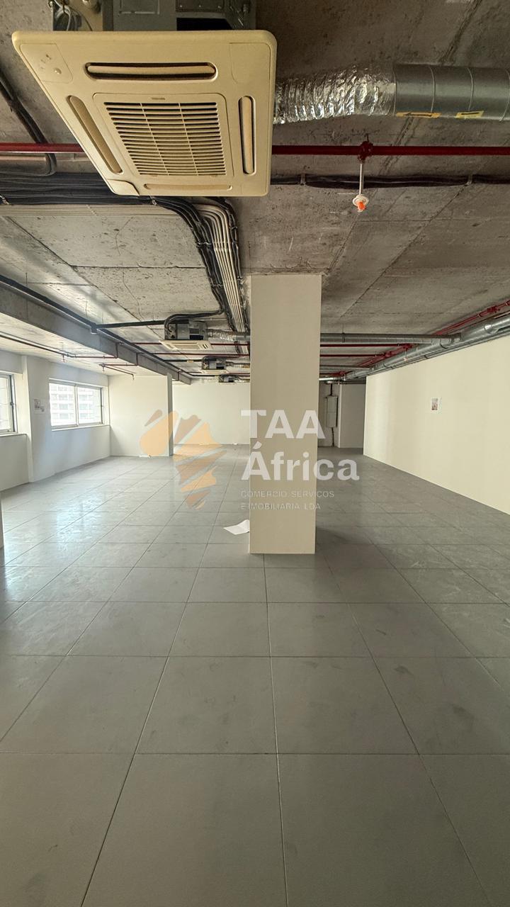 ESCRITÓRIO DE 150M2 NO EDIFÍCIO DA ESCOM