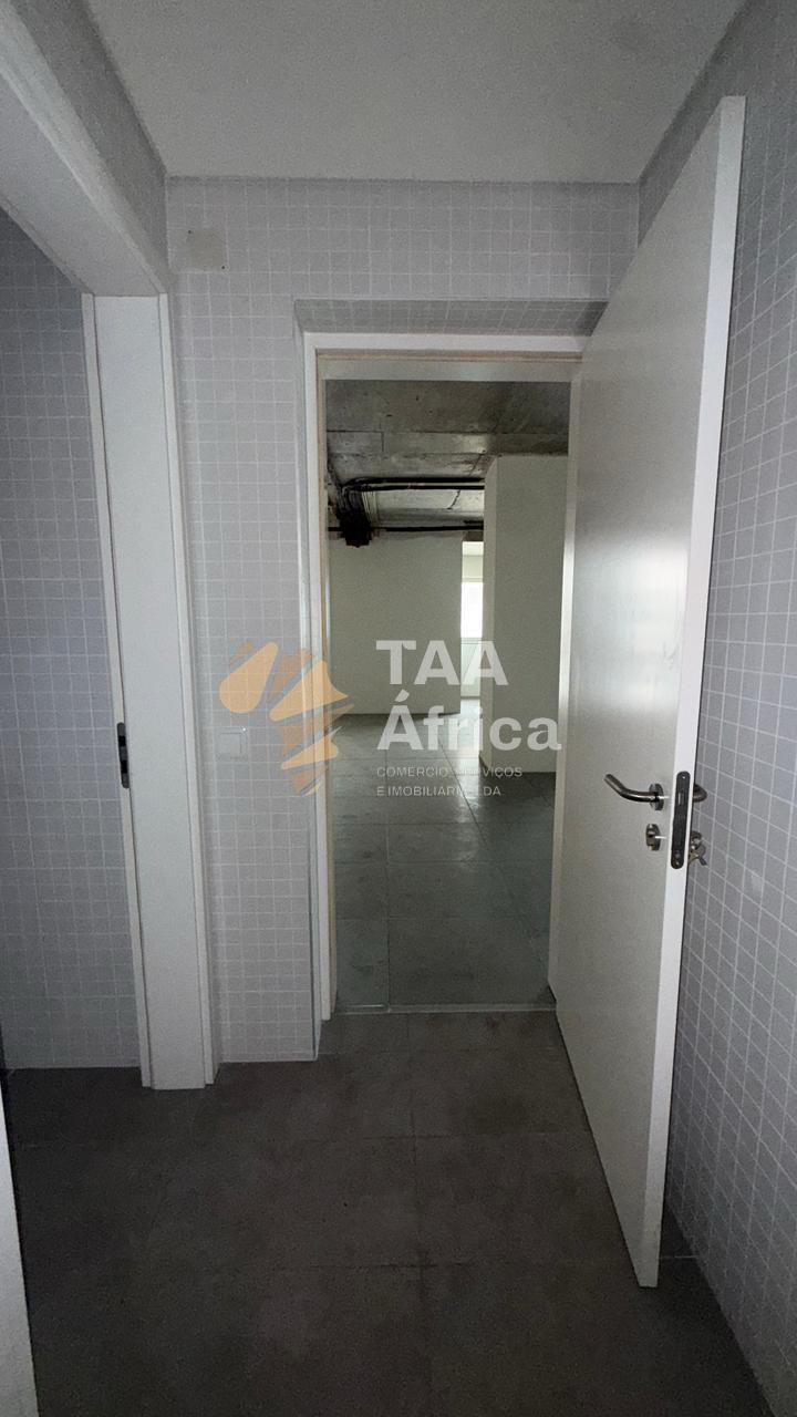ESCRITÓRIO DE 150M2 NO EDIFÍCIO DA ESCOM