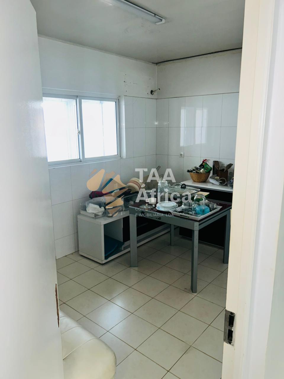 VIVENDA V3+1 NA URBANIZAÇÃO NOVA VIDA