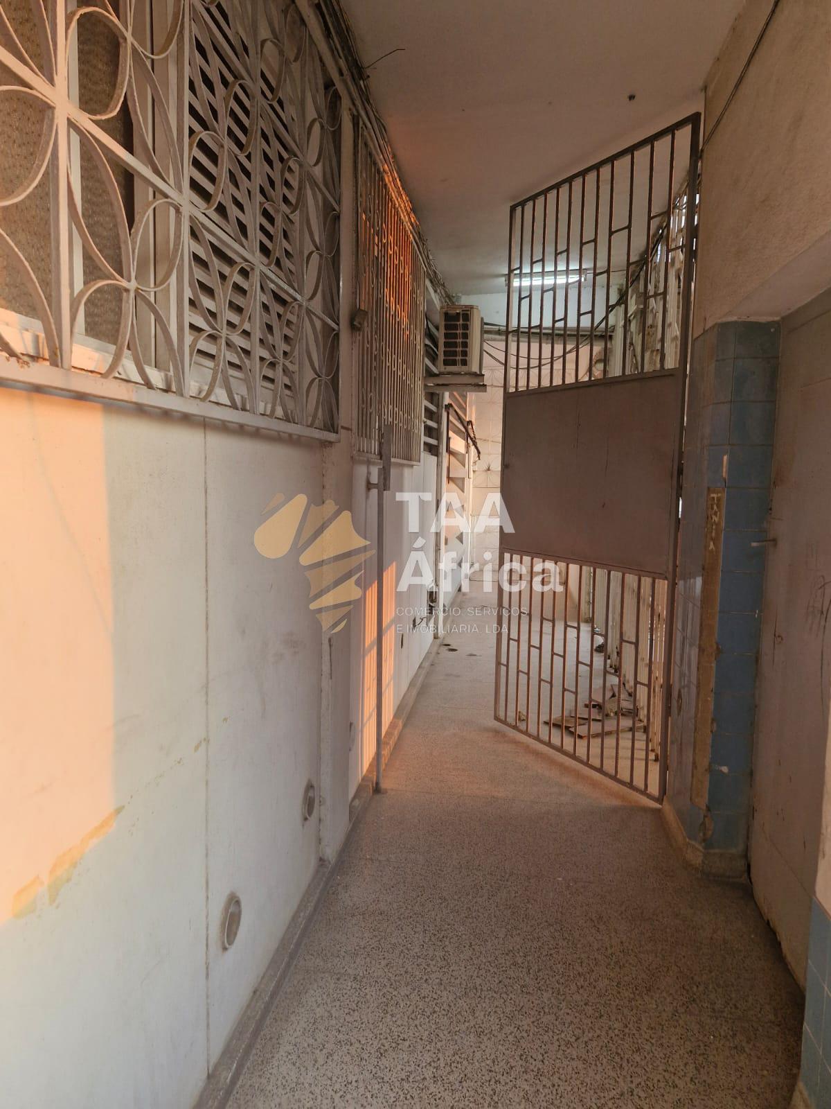 APARTAMENTO T2 NO KINAXIXI