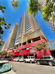 APARTAMENTO T4 DUPLEX NO EDIFÍCIO SKY RESIDENCE