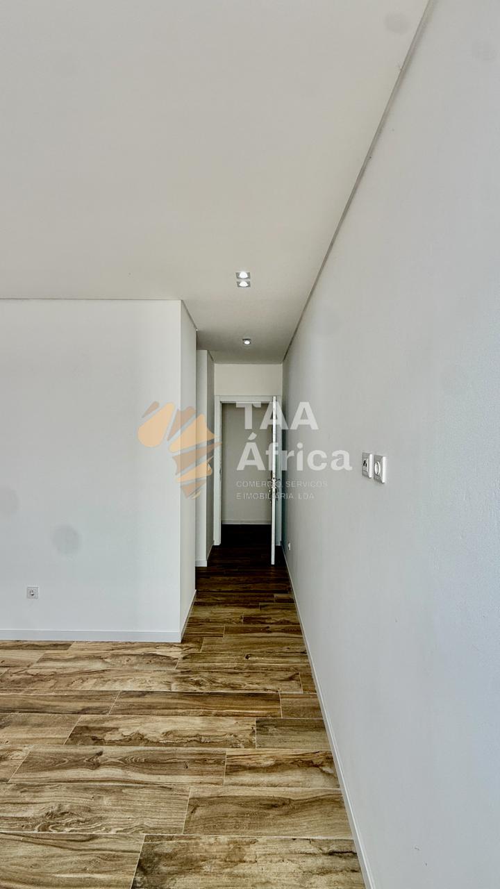 APARTAMENTO T2 NO EDIFÍCIO VILA ALICE PRESTIGE