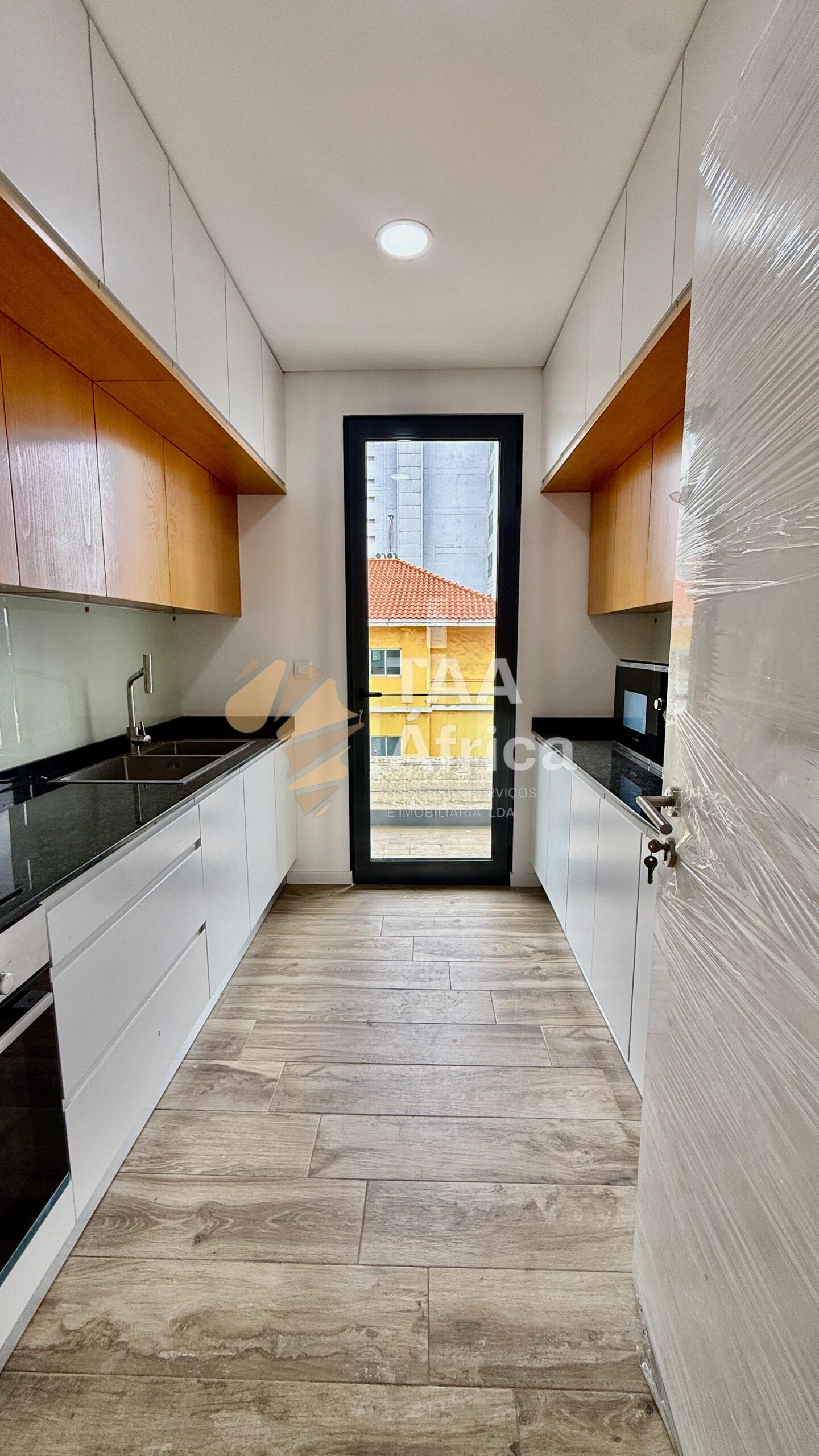 APARTAMENTO T3 NO EDIFÍCIO VILA ALICE PRESTIGE