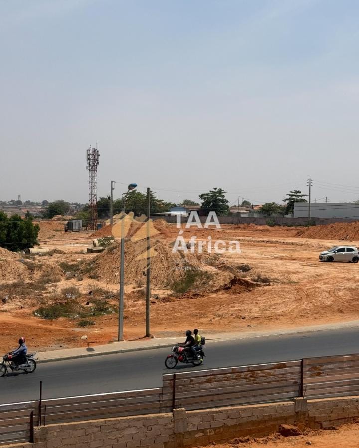 TERRENO DE 500M2 NO LAR DO PATRIOTA