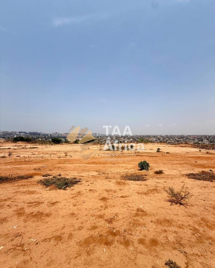 TERRENO DE 500M2 NO LAR DO PATRIOTA