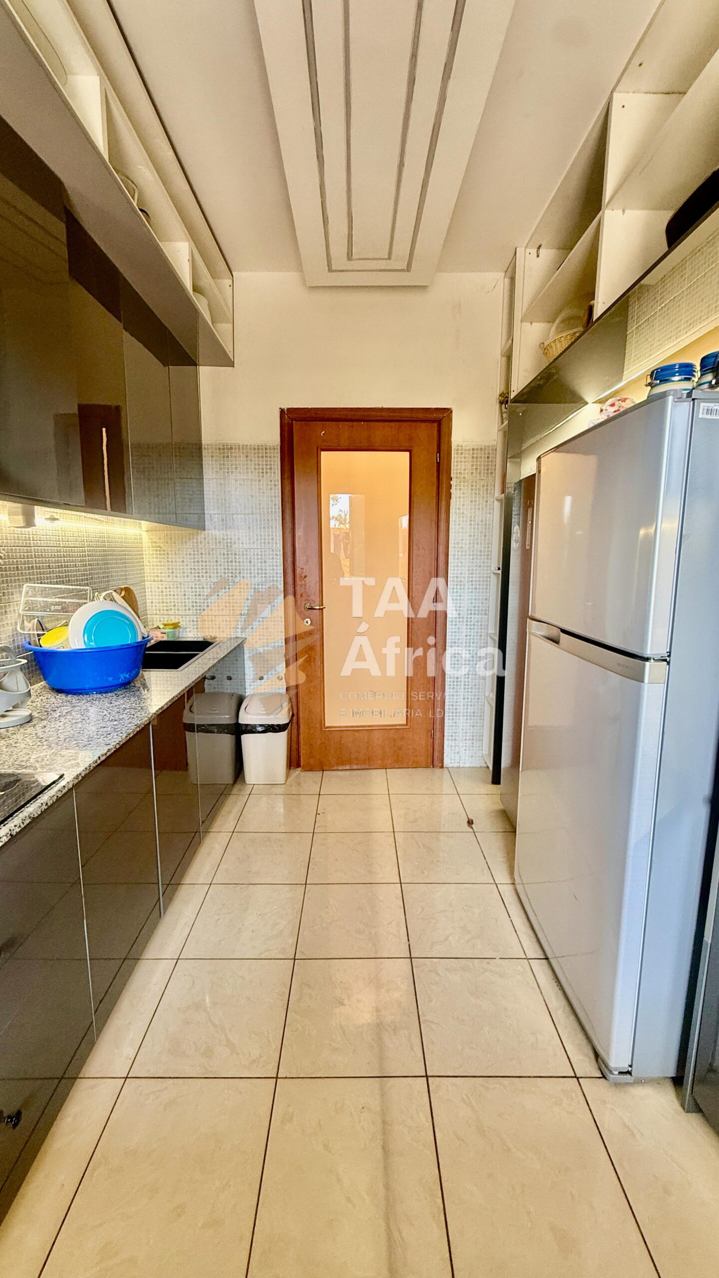 APARTAMENTO T3 NO CONDOMÍNIO INTERLAND