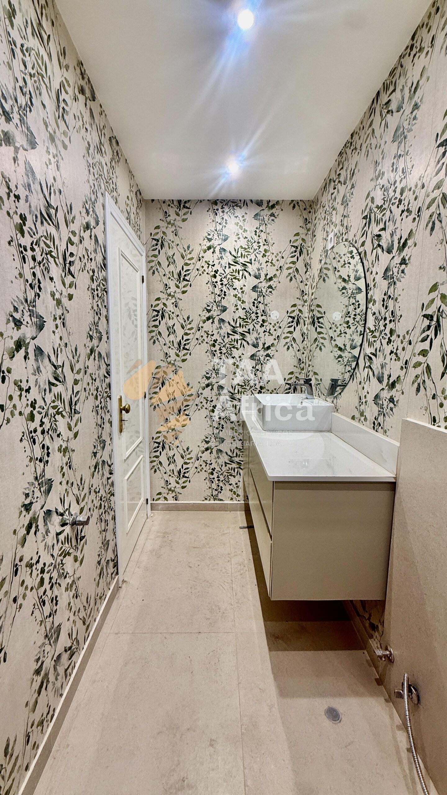 APARTAMENTO T3 NO EDIFÍCIO KALUNGA ATRIUM