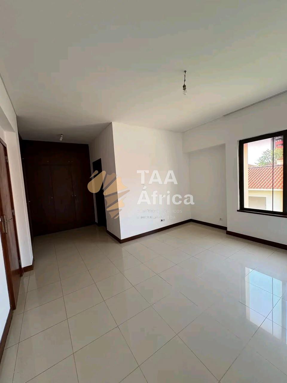 VIVENDA V4 DUPLEX NO CONDOMÍNIO PARAÍSO