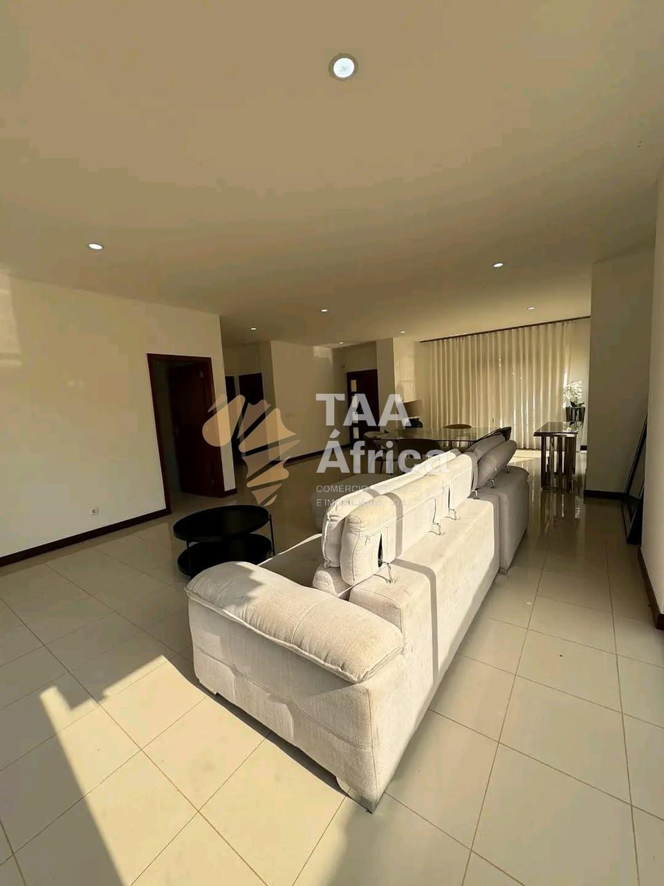 VIVENDA V4 DUPLEX NO CONDOMÍNIO PARAÍSO