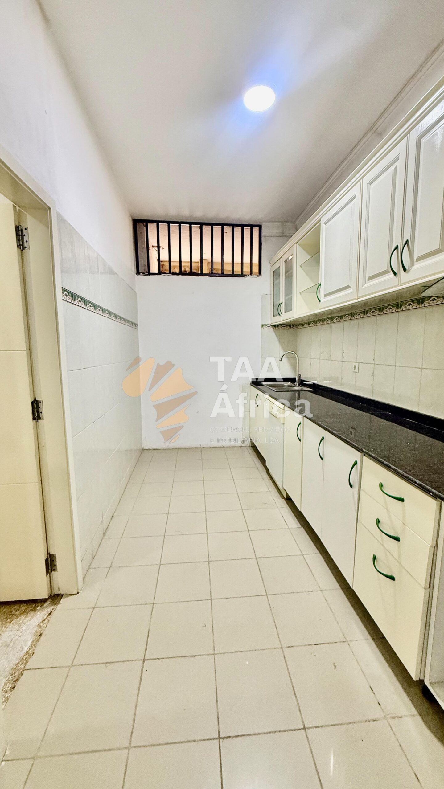 APARTAMENTO T3 NA MAIANGA