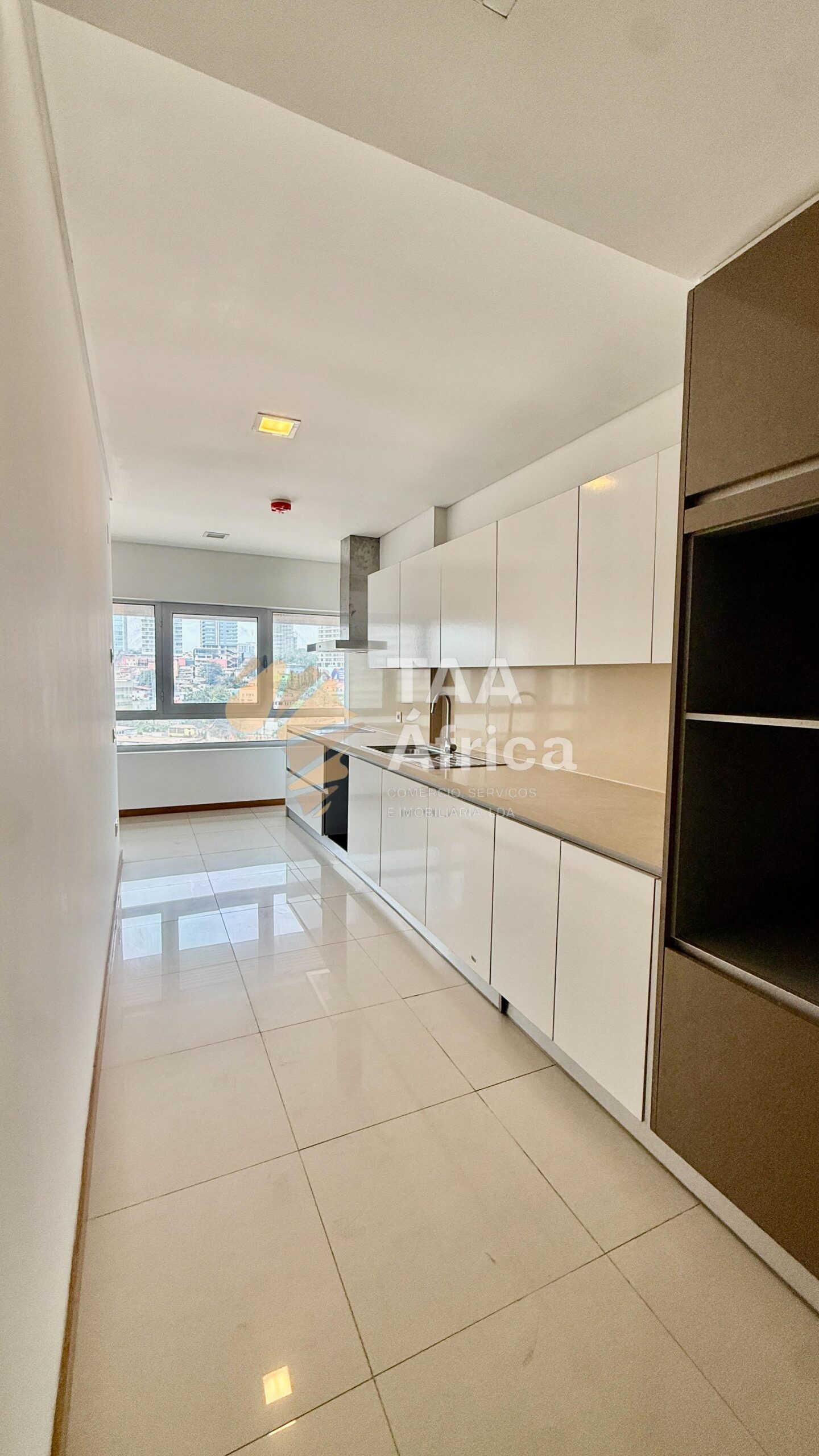 APARTAMENTO T2 NAS TORRES KANHANGULO