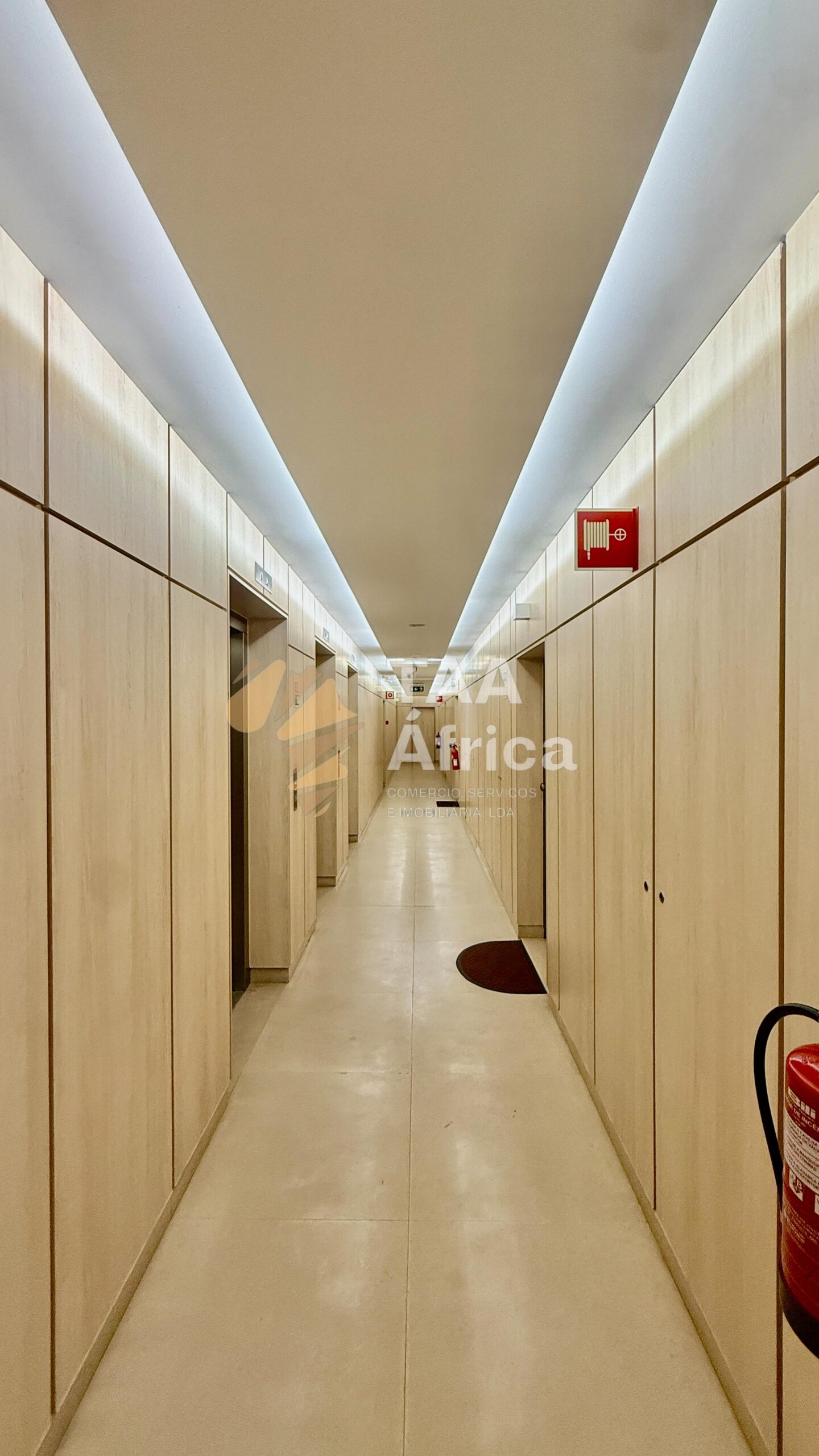 APARTAMENTO T2 NAS TORRES KANHANGULO