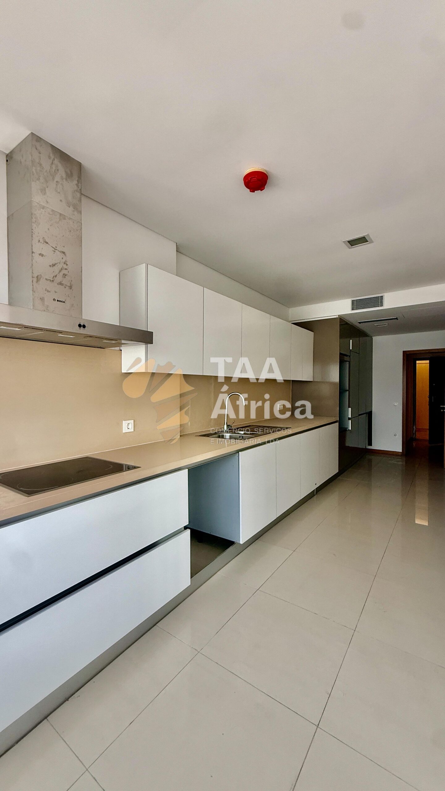 APARTAMENTO T3 NAS TORRES KANHANGULO