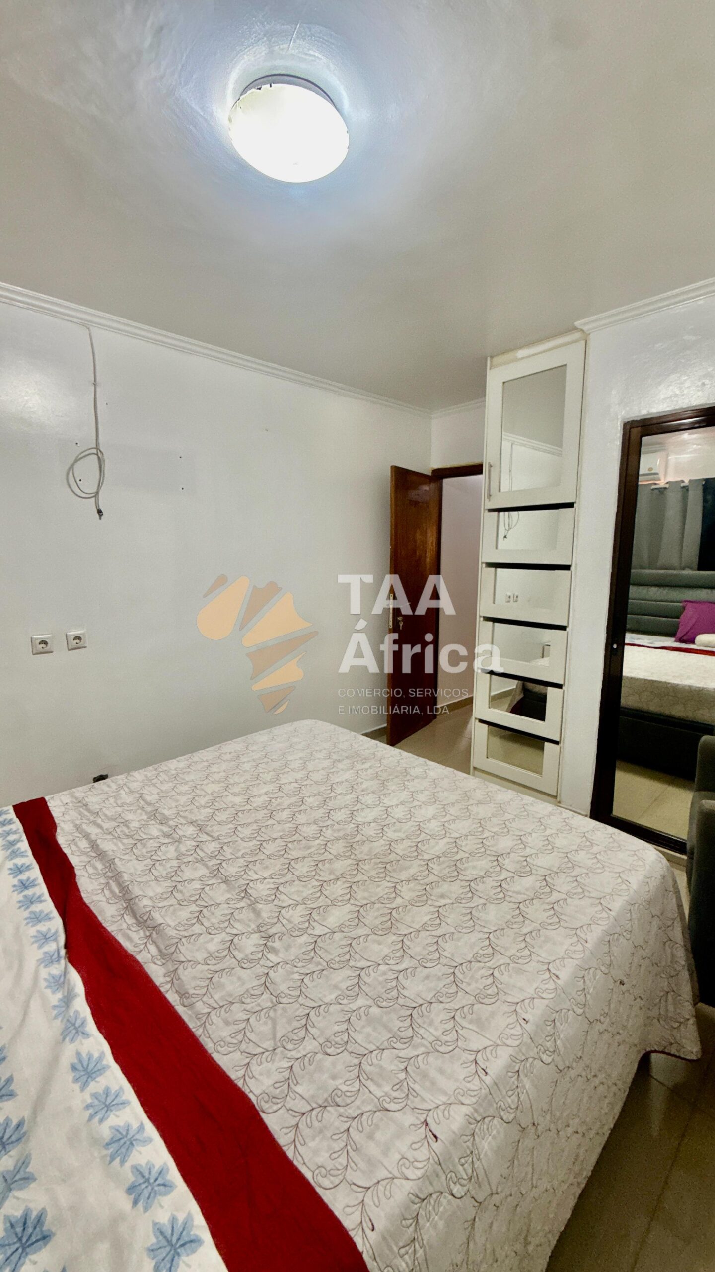 APARTAMENTO T2 NO CASSENDA