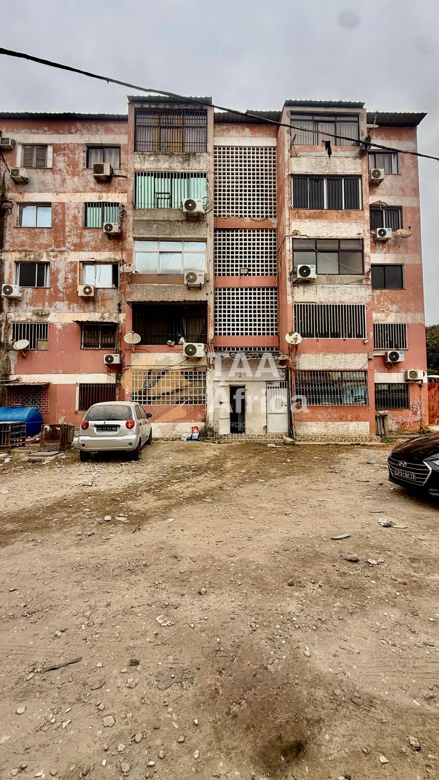 APARTAMENTO T2 NO CASSENDA
