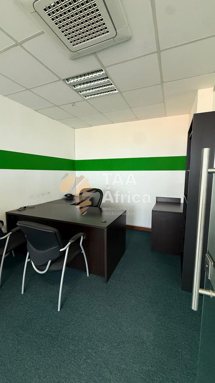 ESCRITÓRIO DE 350 M2 NO BELAS BUSSINES PARK