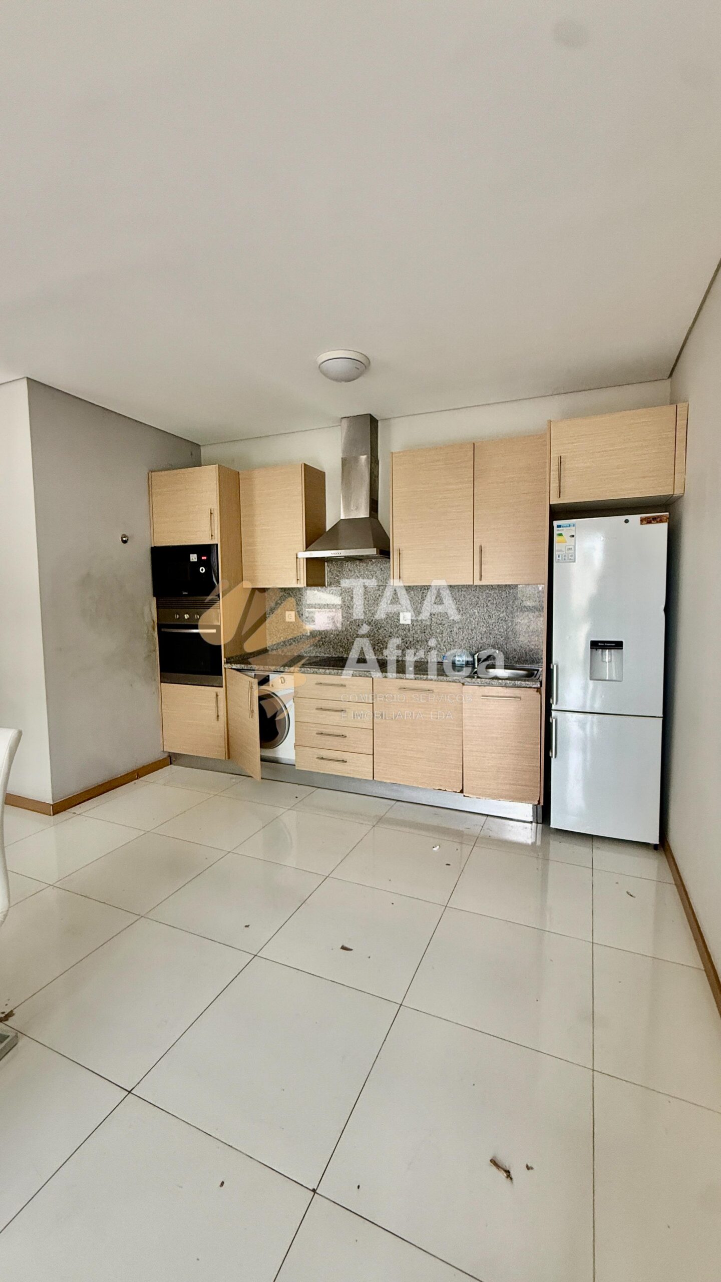 APARTAMENTO T1 NO EDIFÍCIO COQUEIROS PRESTIGE
