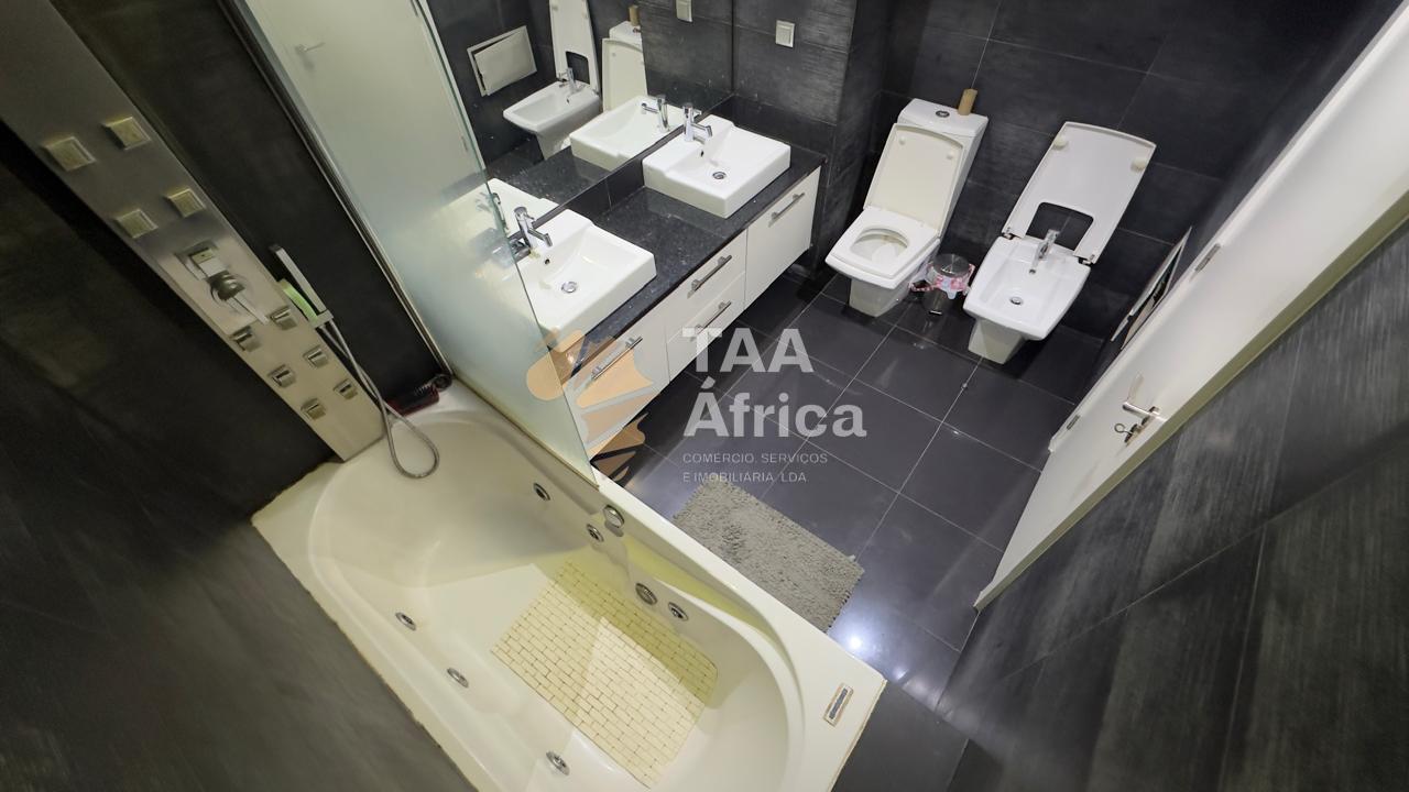 APARTAMENTO T2 NO CONDOMÍNIO PLAZA RESIDENCE