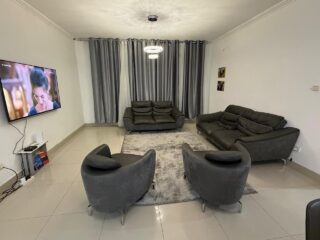 APARTAMENTO T3 SEMI-MOBILADO NA CENTRALIDADE DO KILAMBA, BLOCO Y