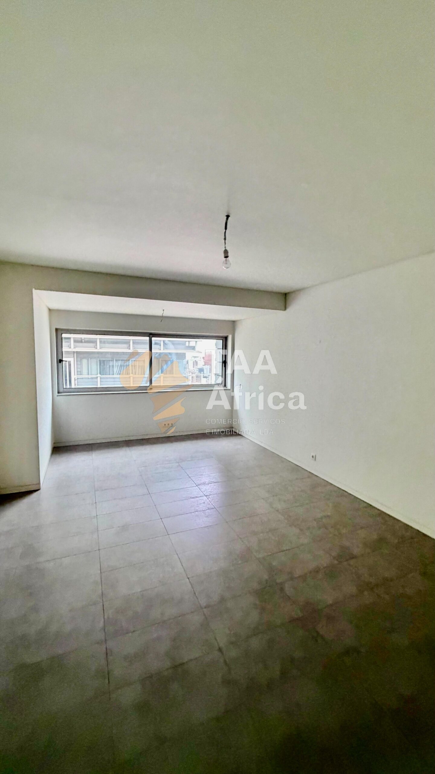 APARTAMENTO T4+1 NO EDIFÍCIO SKY RESIDENCE