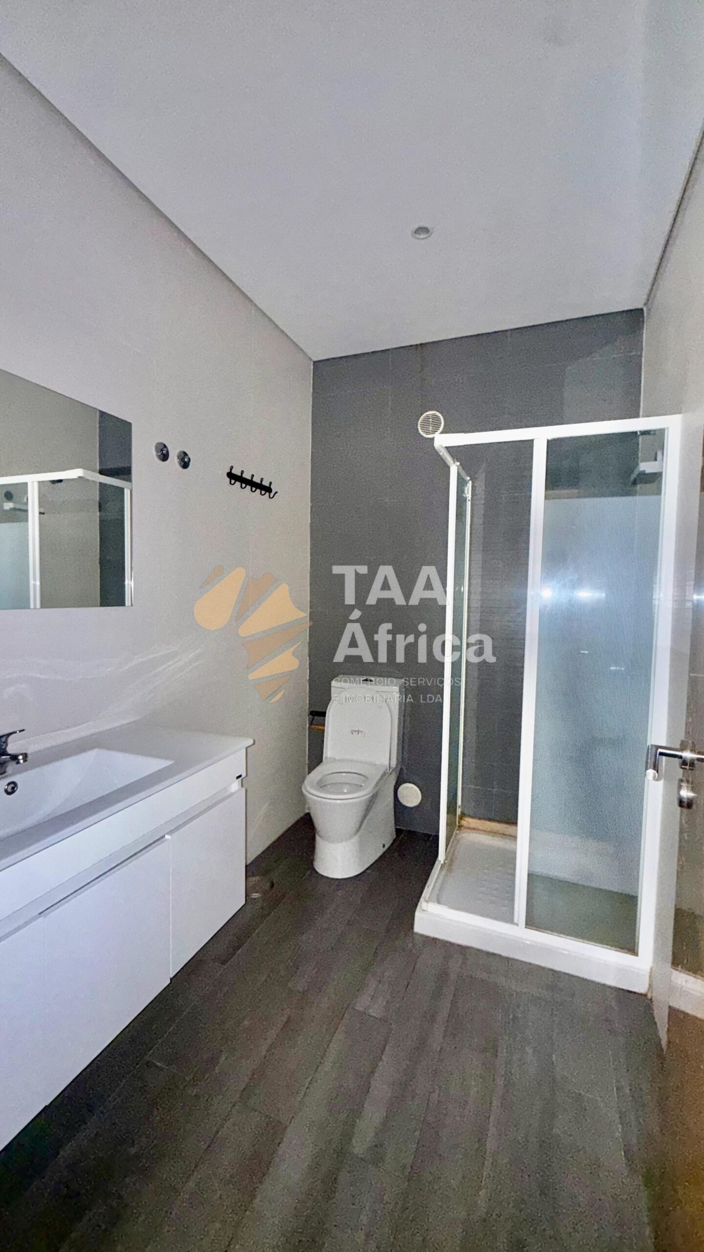APARTAMENTO T1 NO EDIFÍCIO COQUEIROS PRESTIGE