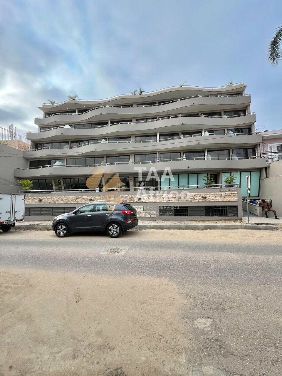EDIFÍCIO LAZÚLI FLATS NO BAIRRO AZUL