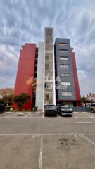 APARTAMENTO T3 NO CONDOMÍNIO SAFIRA
