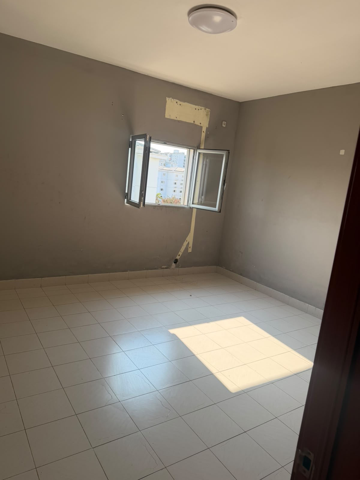 APARTAMENTO T3 NA CENTRALIDADE DO KILAMBA