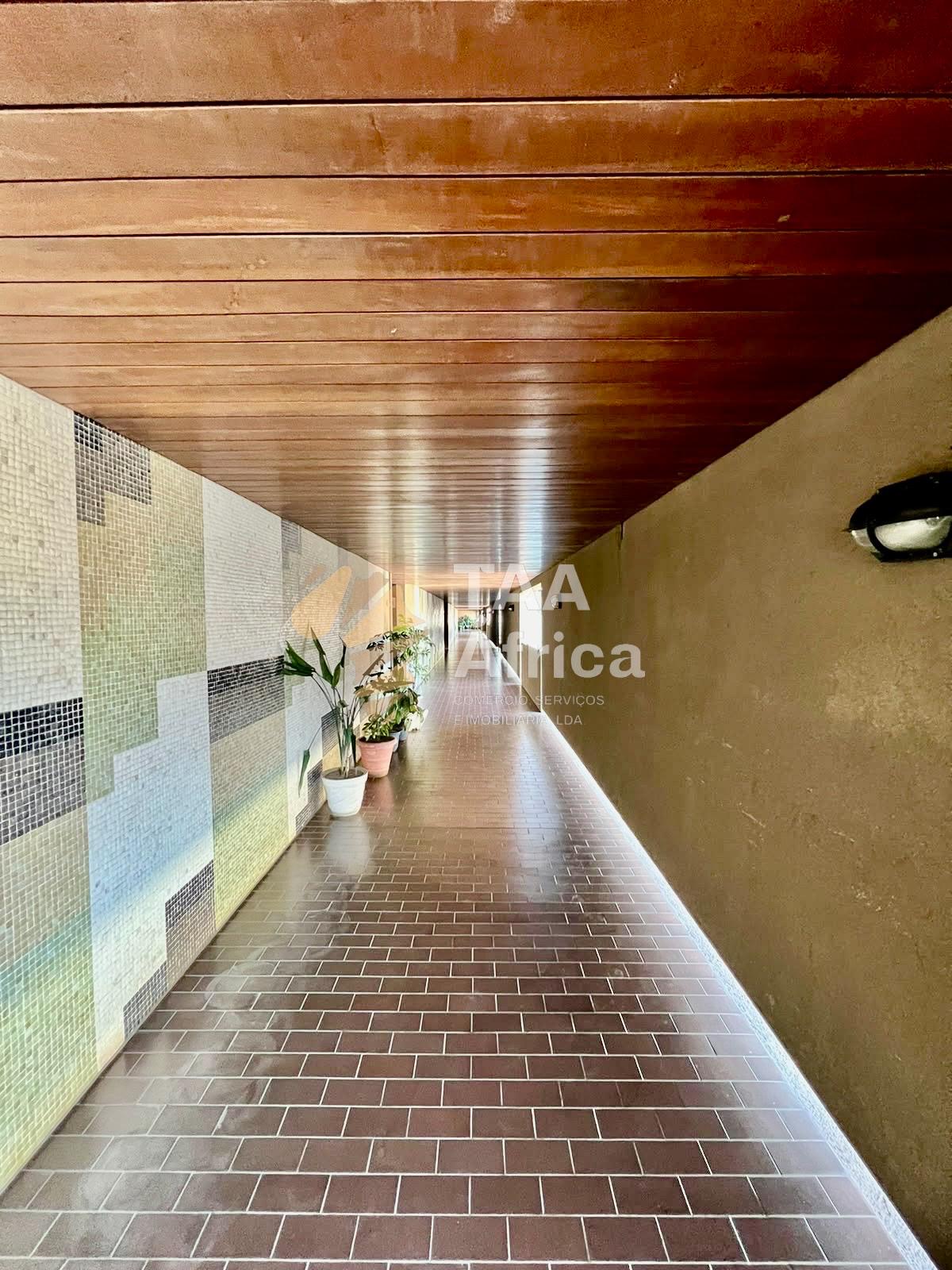 APARTAMENTO T3+1 NO EDIFÍCIO ATLÂNTICO – MARGINAL