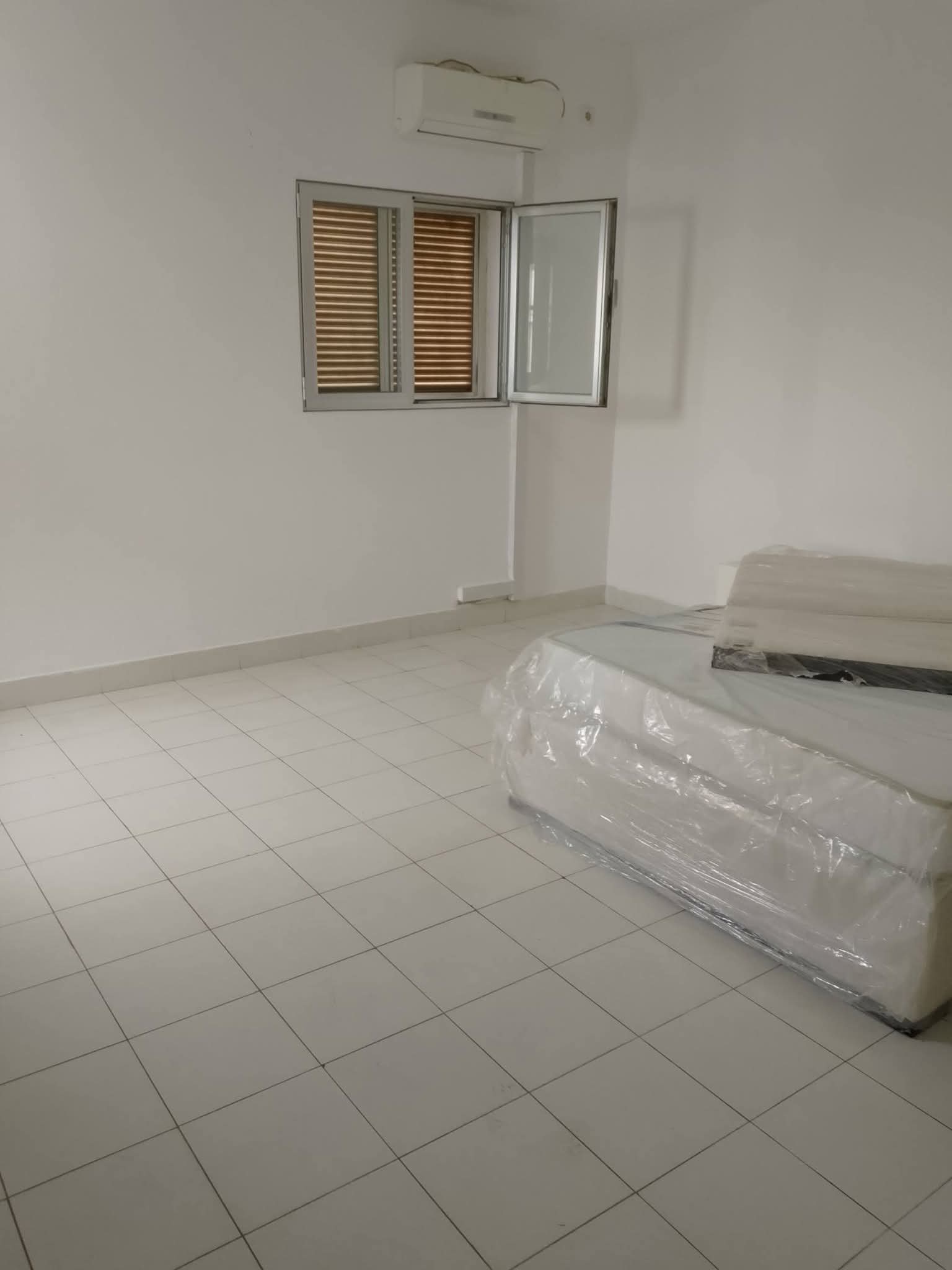 APARTAMENTO NO KILAMBA, QUARTEIRÃO Y